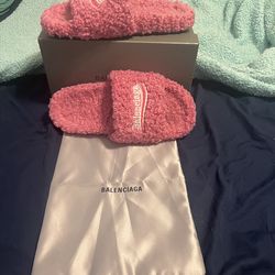 Pink balenciagas size 10