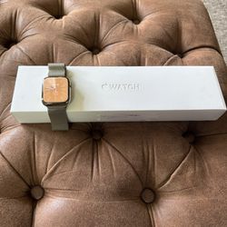 Apple Watch Series 7 45mm Stainless Steel Gold Cellular 