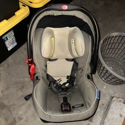Graco Infant Car Seat 