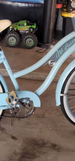 Beautiful 26" Beach Cruiser Rode Once.