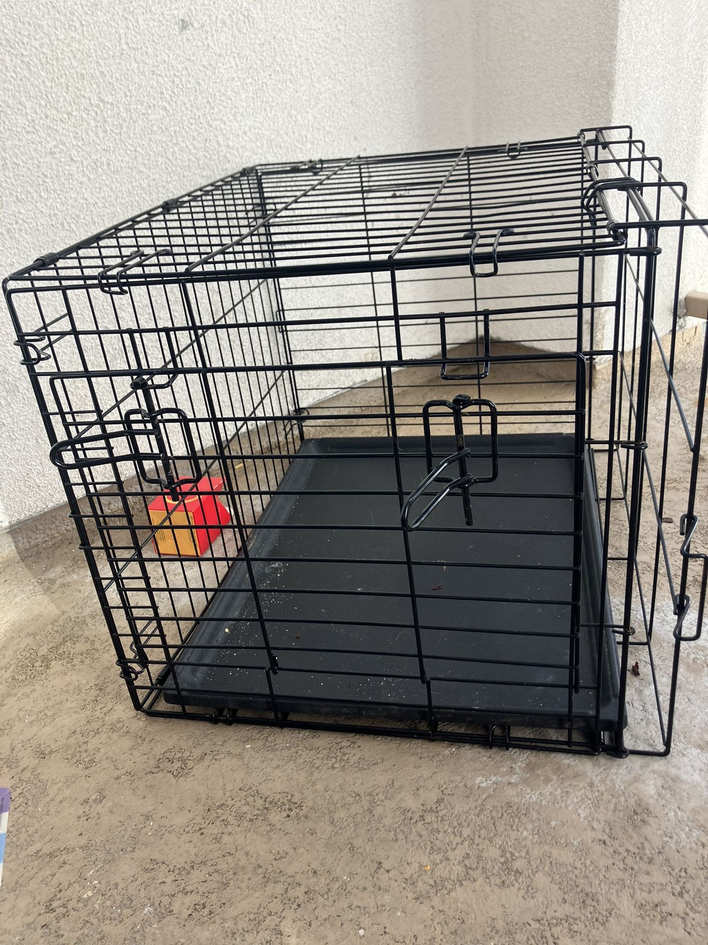 Medium Dog Kennel