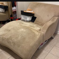 Big Chase Chair And Comfortable , $ 150 Best  Offer