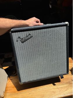 Fender Rumble 25 - Bass Amp