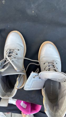 7size women shoes only