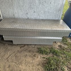 Rawson Koenig  Aluminum Toolbox