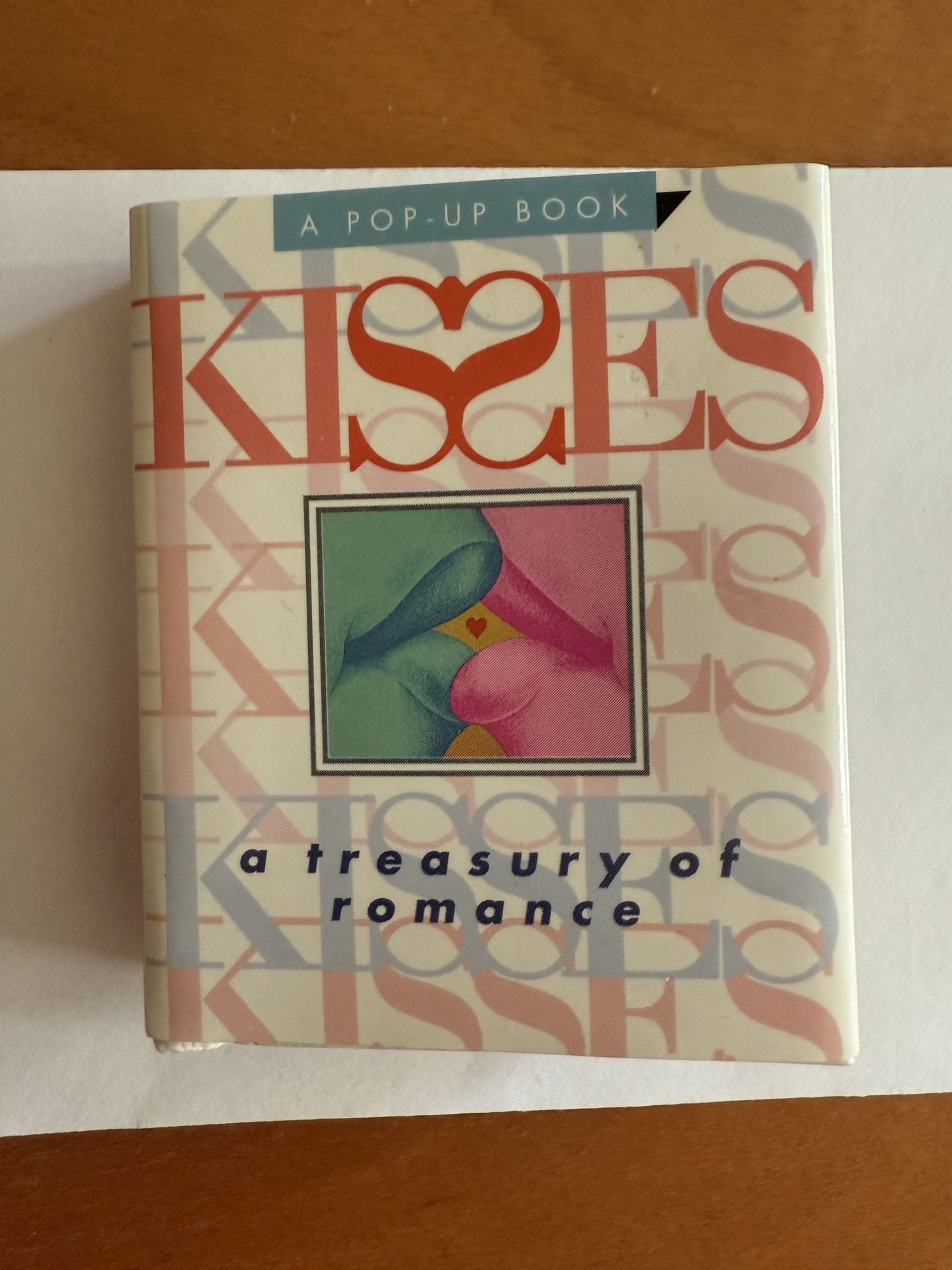 KISSES A TREASURY OF ROMANCE by RUNNING PRESS 1995 Miniature HC DJ POP-UP BOOK