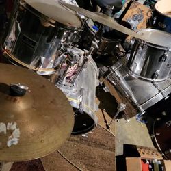 Clearance - Pearl / Groove Percussion - MUST GO