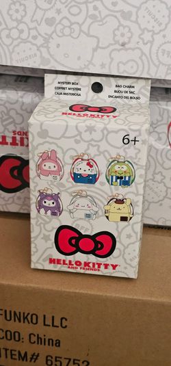 Sanrio Hello Kitty & Friends Lounge Fly mini backpack charm