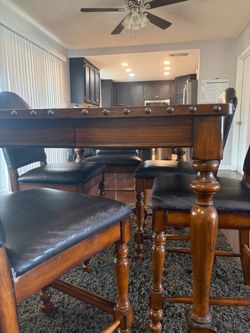 Dining room set- 8 chairs