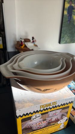 Set of 4 vintage Pyrex