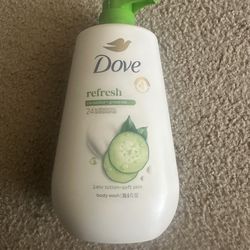 Dove Refresh Body Wash Cucumber and green tea scent, 30.6 fl oz.