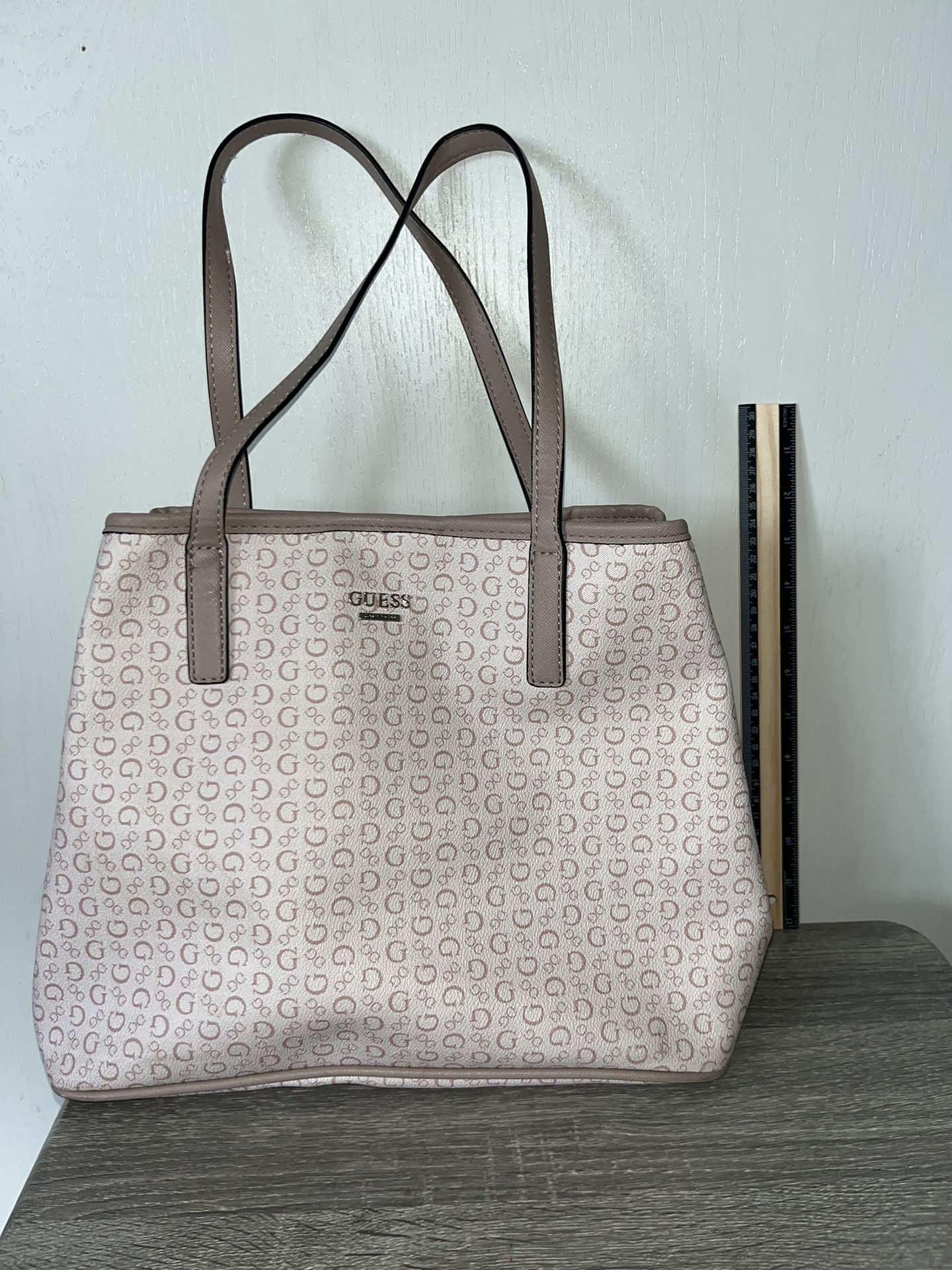 GUESS Tote Bag