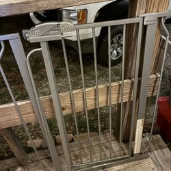 Baby/pet Gate