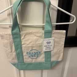 Trader Joe’s spring collection pastel Bags NWT