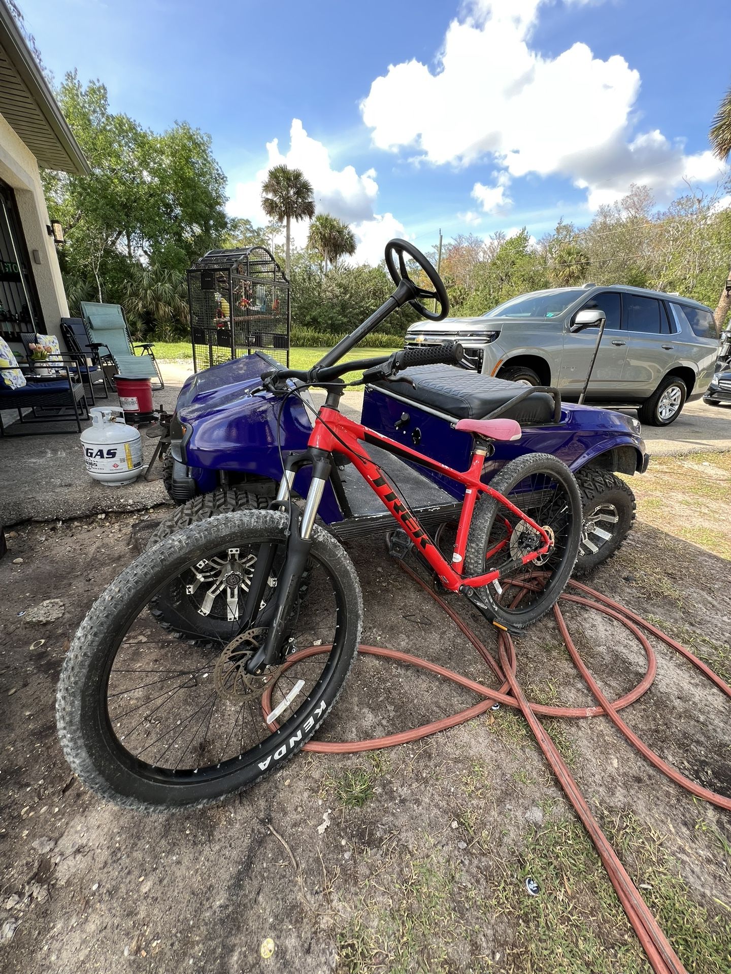 Trek Roscoe 6 Mountain Bike 