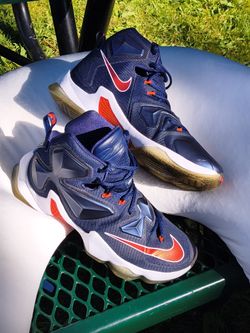 Nike LeBron 13 USA - 807219-461 Men's Size 10 VGC NON-SMOKING AND PET FREE 

Condition; (VGC) VERY GOOD CONDITION AVERAGE SIGNS OF WEAR NO MAJOR DEFEC