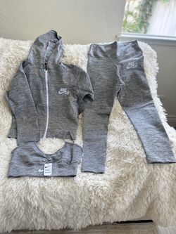 Nike 3 piece Jogging Set sizes M and L