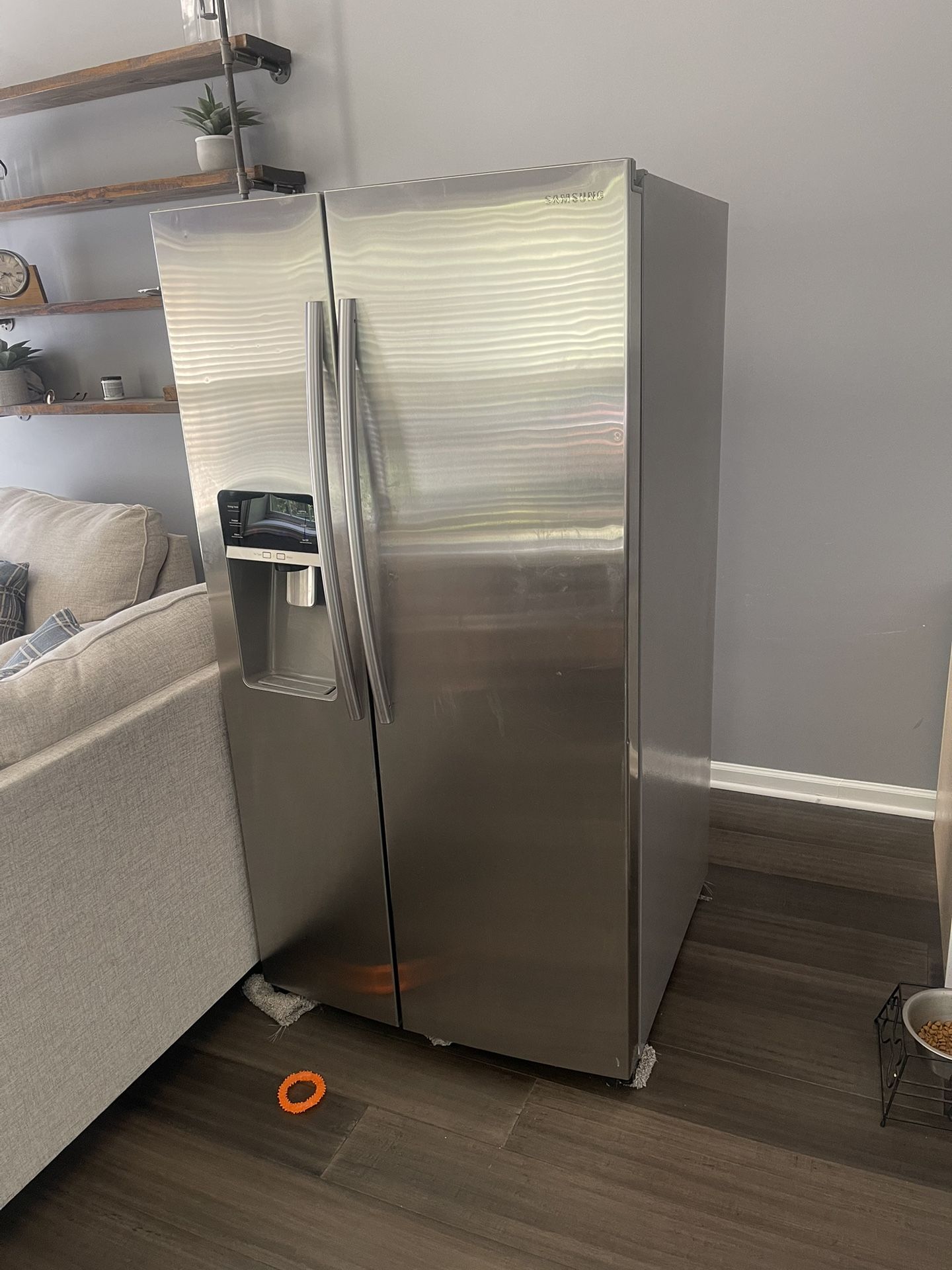 Samsung Refrigerator 