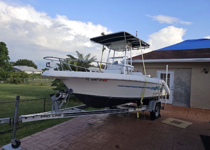 Boat Proline 98  19’2 With Trailer 