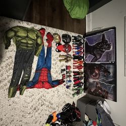 Avengers Toys Pictures And Costumes