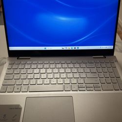 Dell Inspiron 2 In 1 15.6” Touchscreen Laptop - Intel i7, 16GB Ram, 500GB SSD