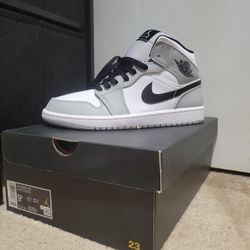 Air Jordan 1 Mid 