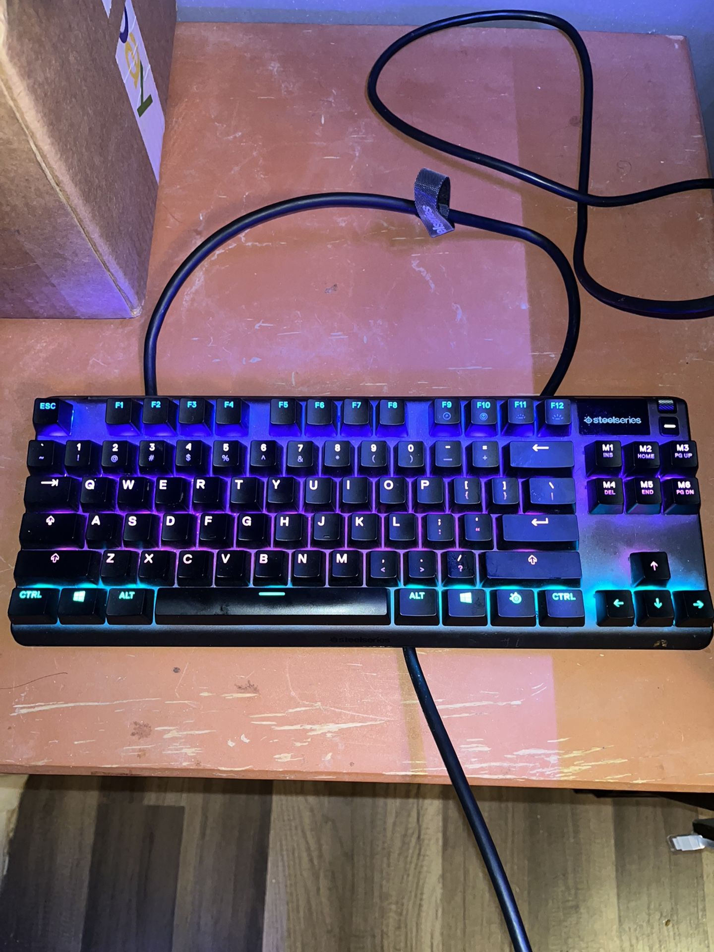 Apex Pro TKL GAMING KEYBOARD