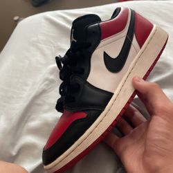 Air jordan 1 low bred toe gs