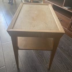 Decorative end table