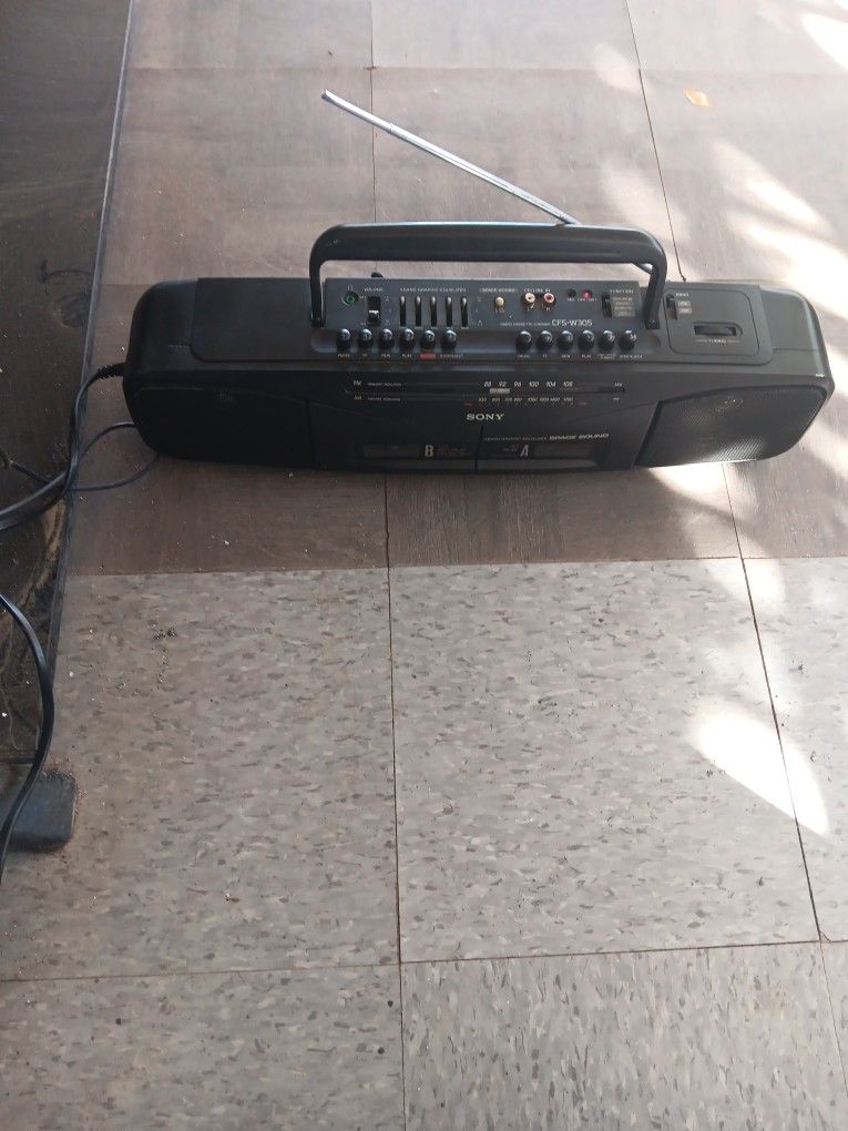 Radio Cassette -Corrder CFS-W305