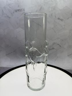 (1) Vtg Libbey La Femme 3D Dancing Nude Highball Glass Tall Collins Barware 20oz. Art glass vessel, featuring an embossed pattern of dancing nude figu