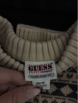 Guess original sweater  XS