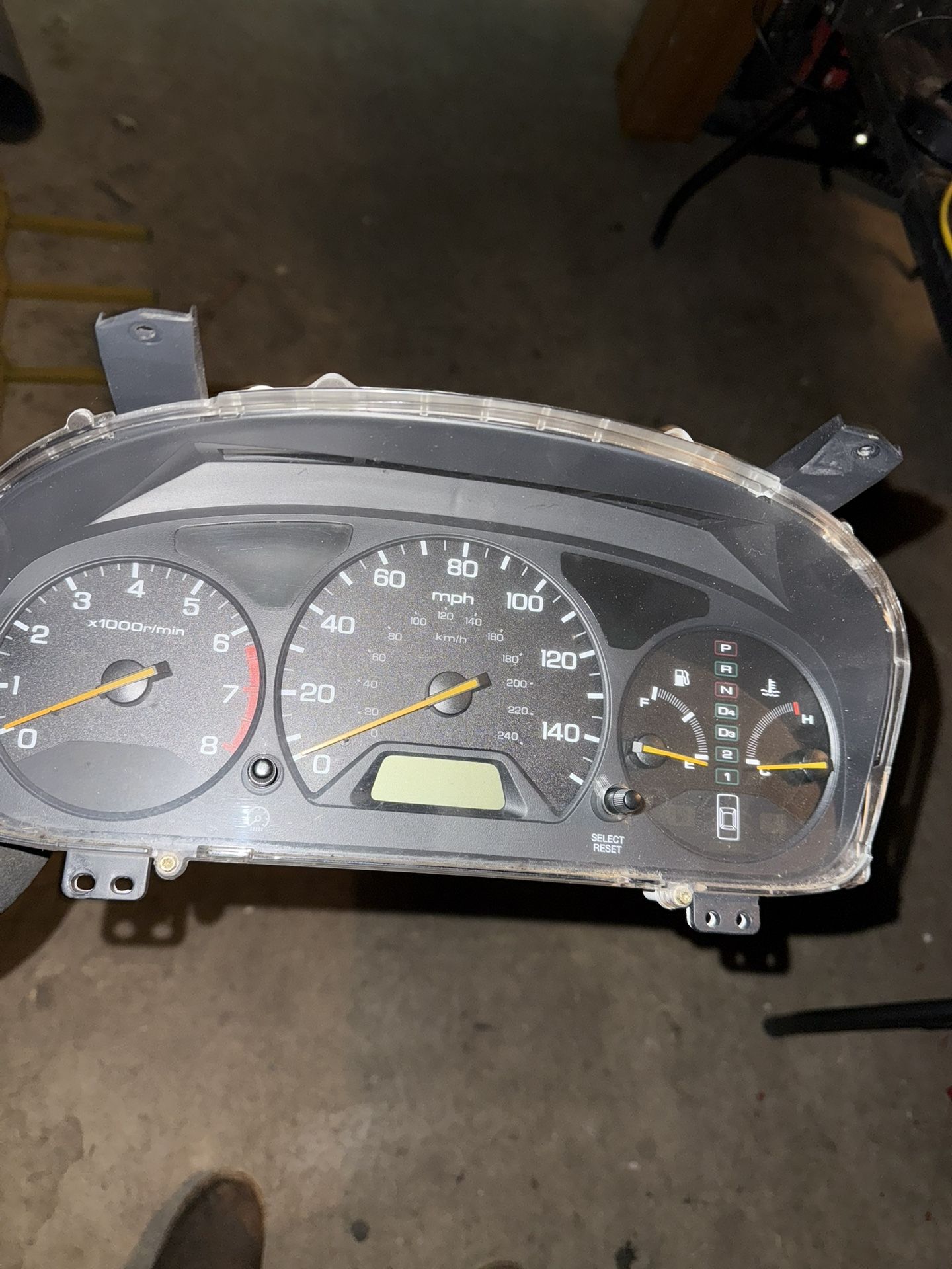 Honda Civic Cluster.