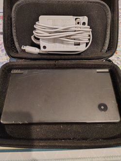 Black Nintendo Dsi +case and charger