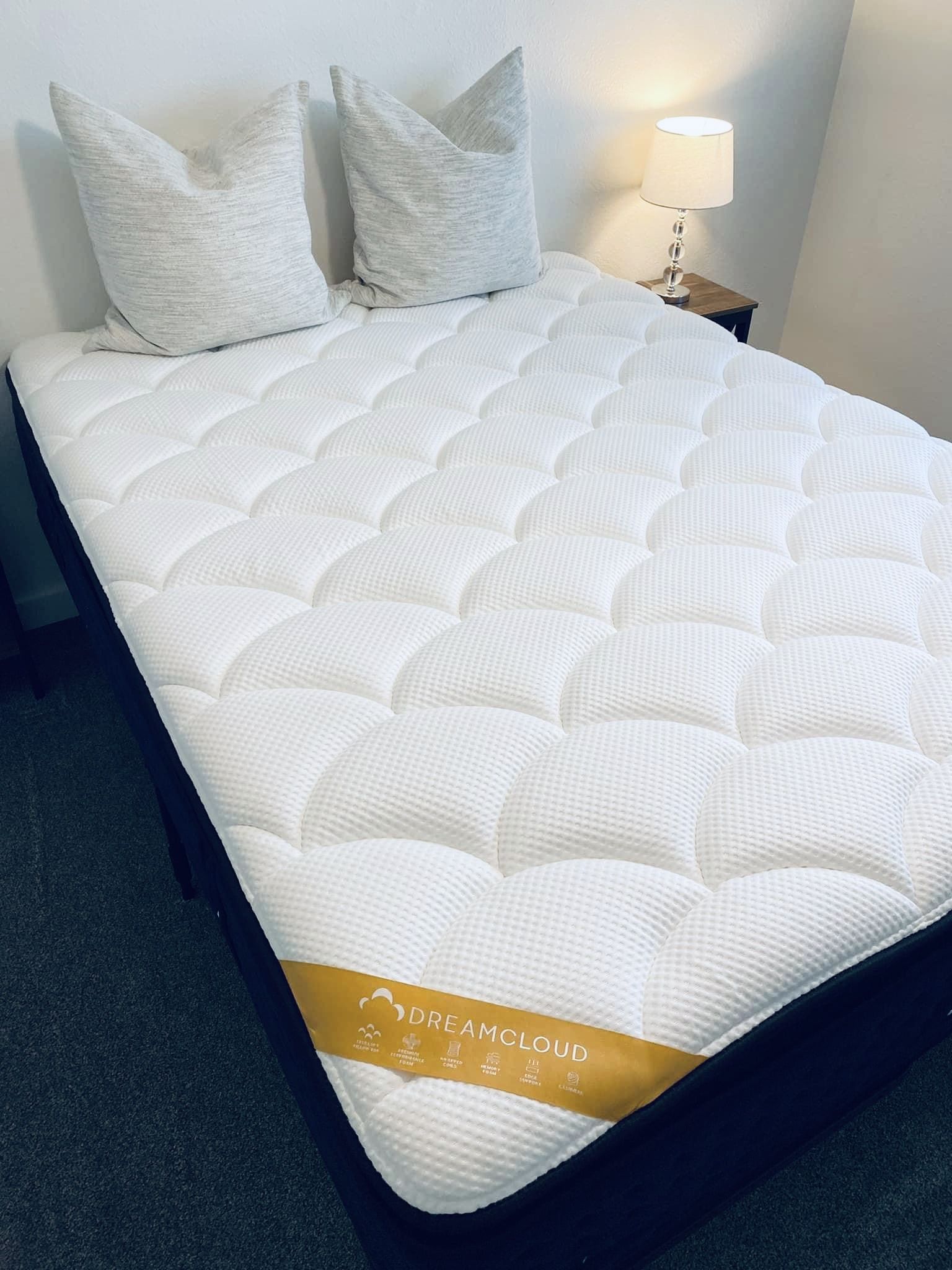 The DreamCloud Premier Rest, Full, Like New, Excellent Condition