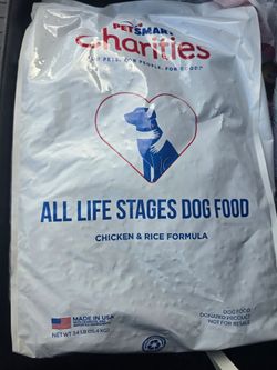 Comida para perros. Dog food.