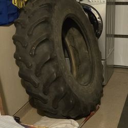 Giant Tire