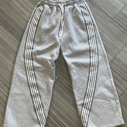 (BRAND NEW) Men’s baggy Sweatpants