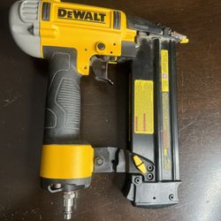 Dewalt Finish Nail