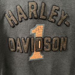Women’s New Small  Harley-Davidson Sweatshirt 