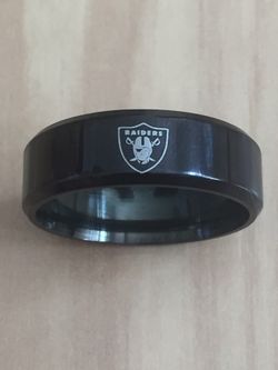 Oakland Raiders Ring size 8&9 silver Arc size 9