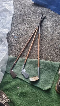 Golf clubs