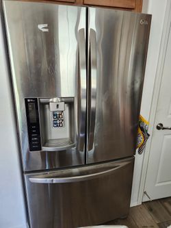 LG refrigerator
