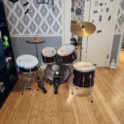 Rogue Drum Set Complete