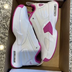 Jordan YOUTH Size 6,6.5