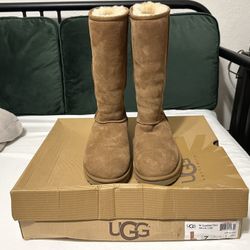 Ugg Women’s Classic Tall Boots Brown Size 7