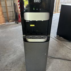 Brio bottom-load water dispenser read description