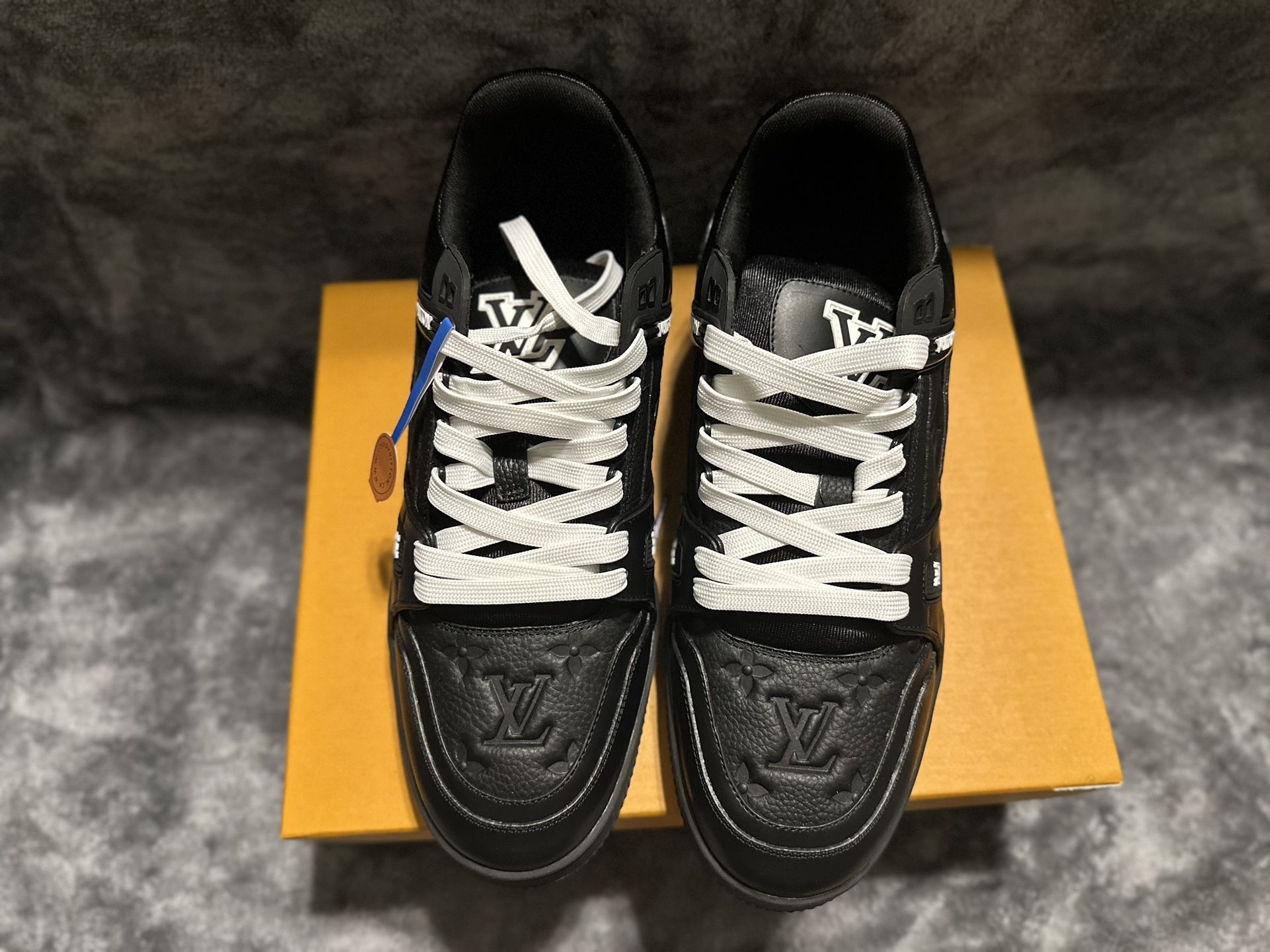 LV Men’s Black Sneaker (New) Size 10.5 (45 Euro) 