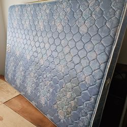 Full Size Mattress Blue Floral Quilted