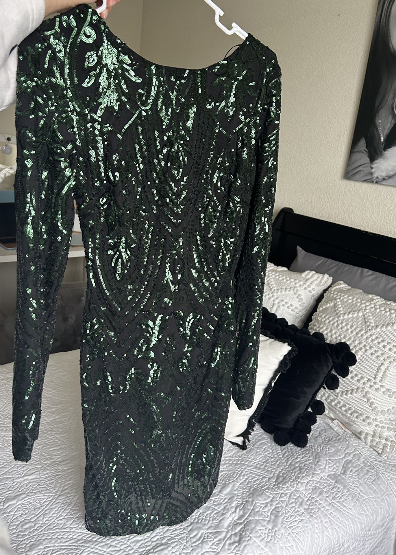 Windsor Black And Green Sequin Dress (Medium)